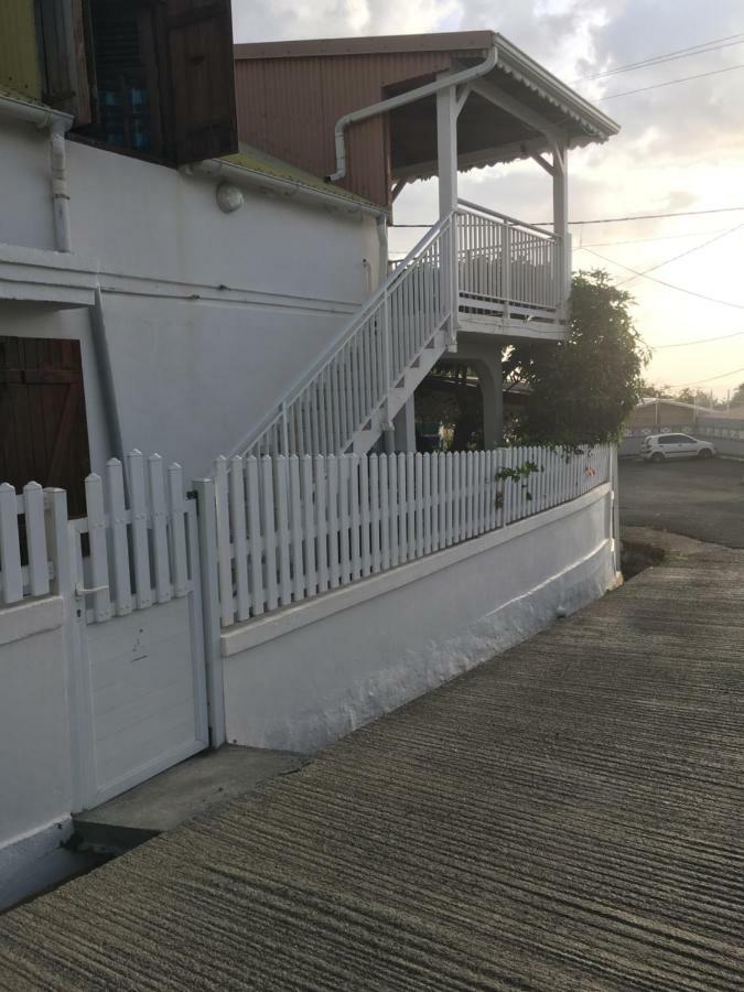 Villa Chez Ninette Bouillante Exterior foto